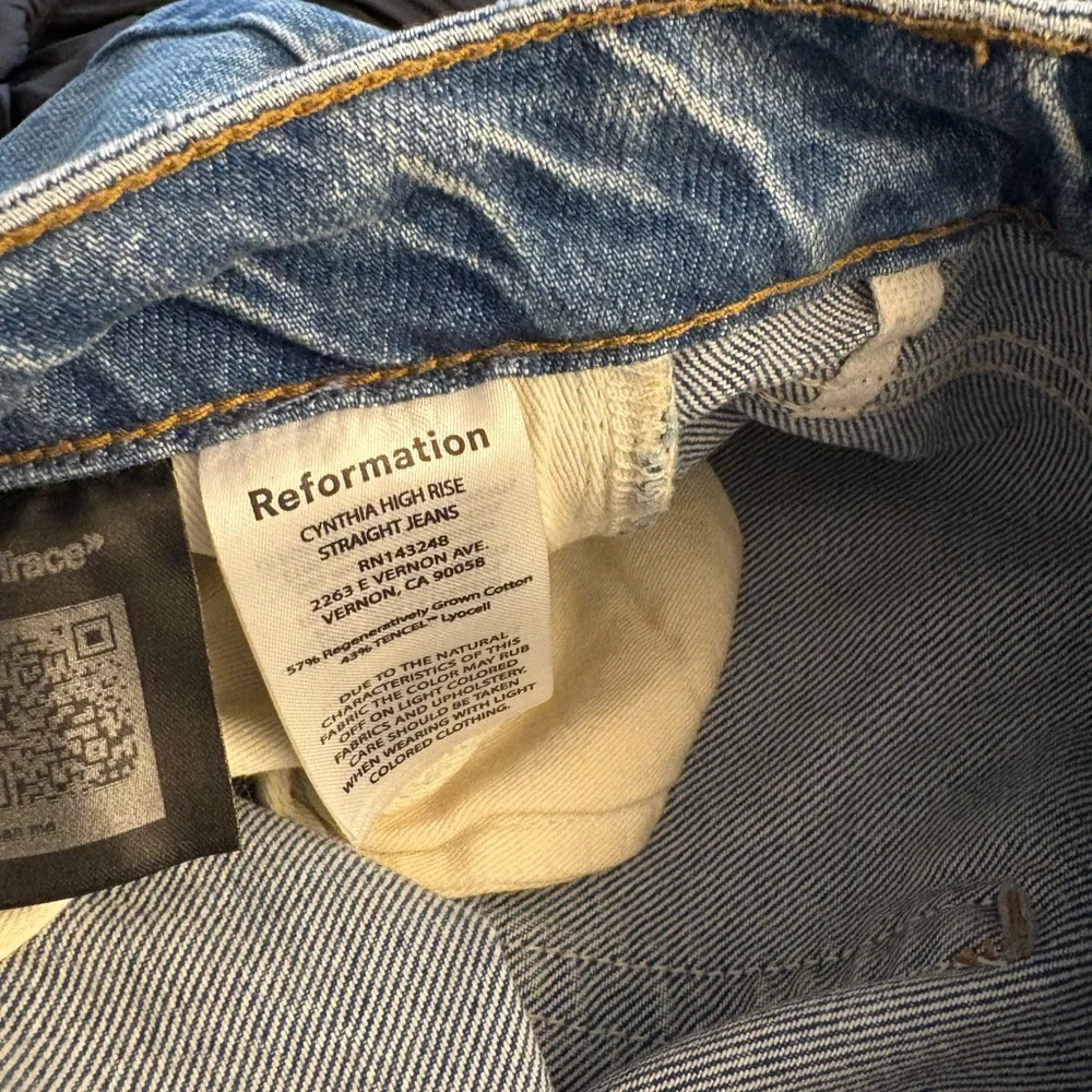 Reformation Cynthia High Rise Jeans - Picture 3 of 7